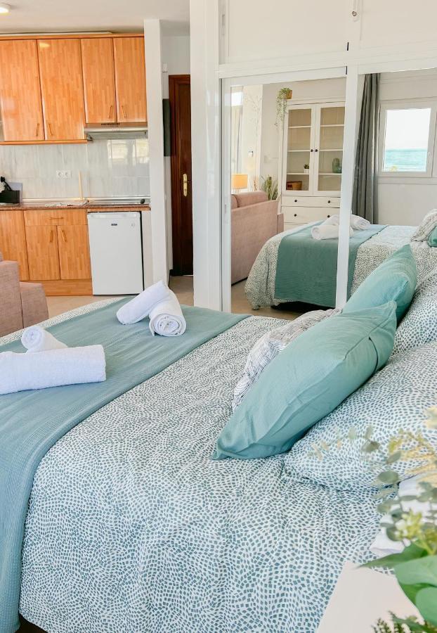 Beautiful Sea Views Apartment Pool & Beach 토레몰리노스 외부 사진